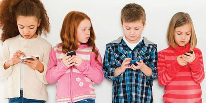 Türkiye’deki çocukların yüzde 59’u akıllı telefon sahibi