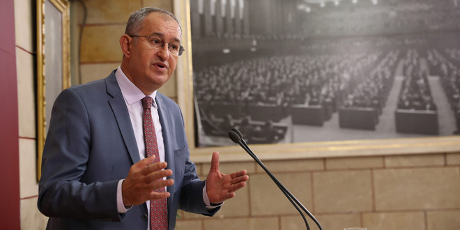 “Hurda kamyonetler otomobil olarak satıldı”