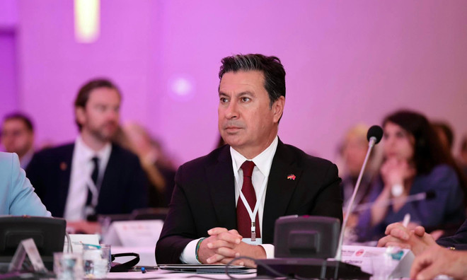 Başkan Aras, Türkiye-Almanya Kardeş Şehirler Zirvesine Katıldı